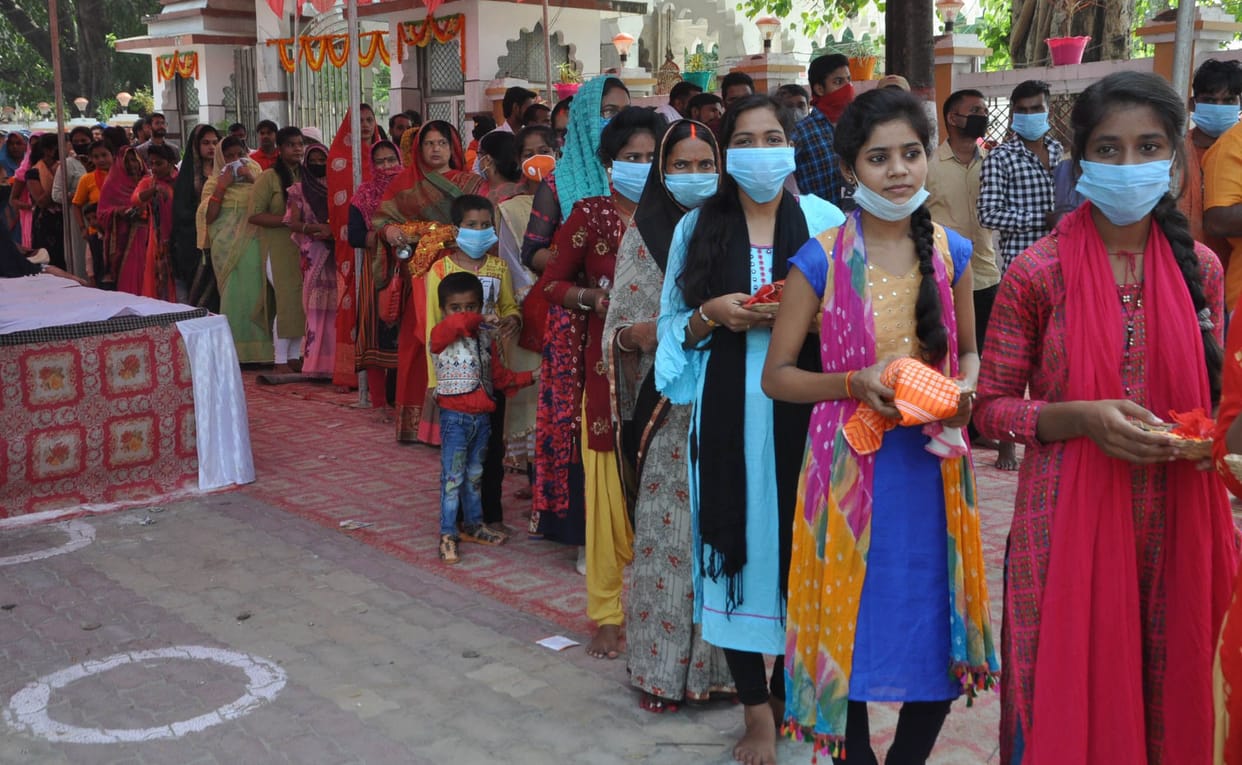 Devotees worship Bhavani Shailputri on the first day of Navratri