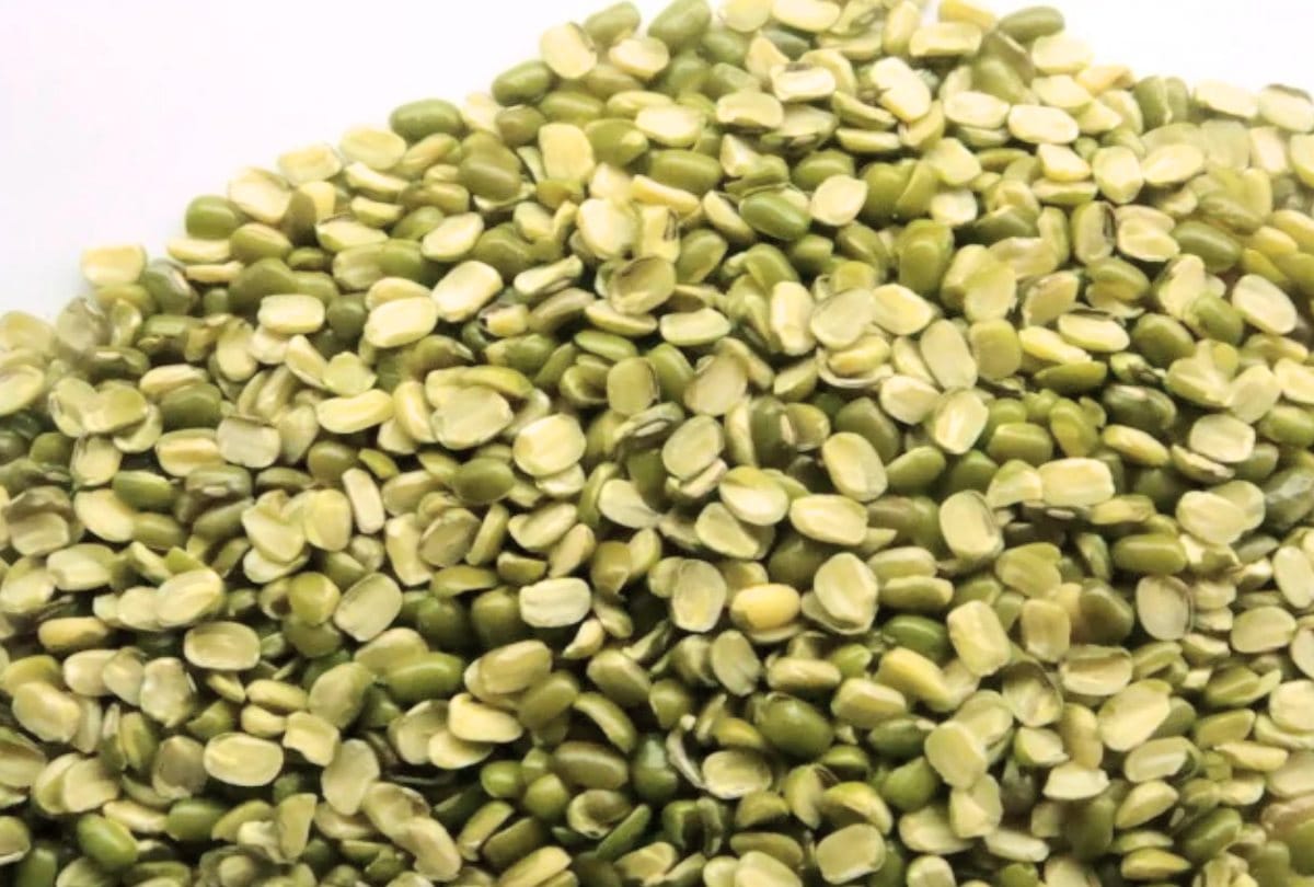 moong dal face pack for fair complexion in hindi