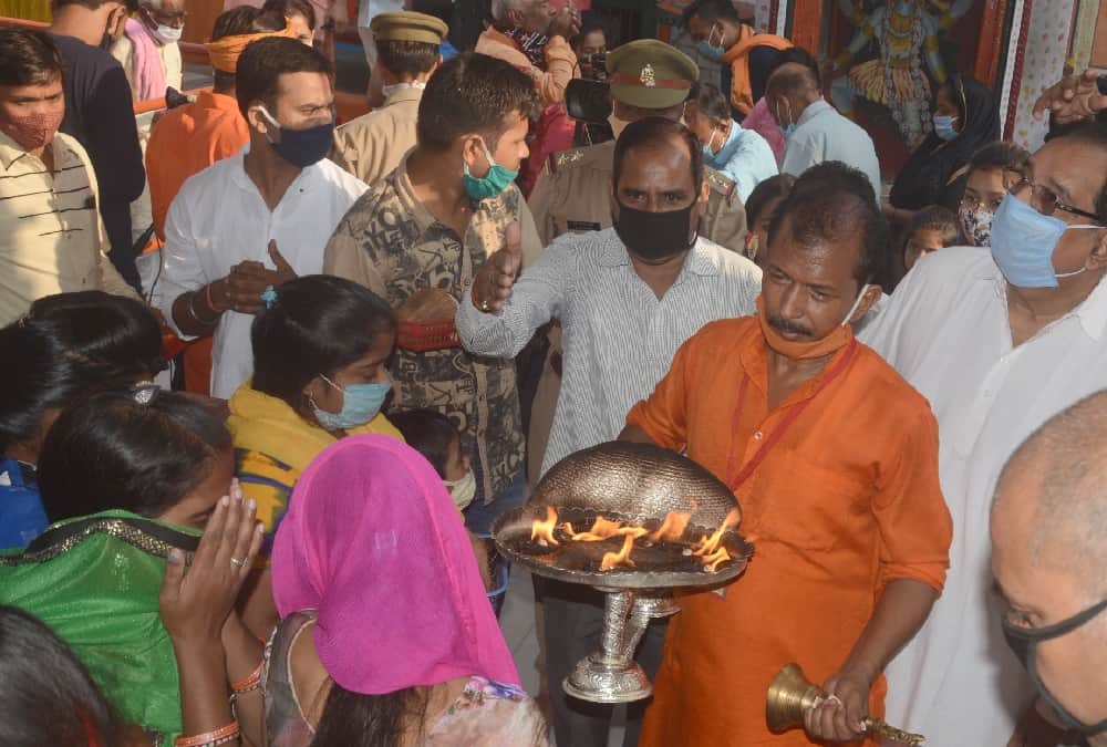Pics of Lucknow temple on the first day of Navratra.