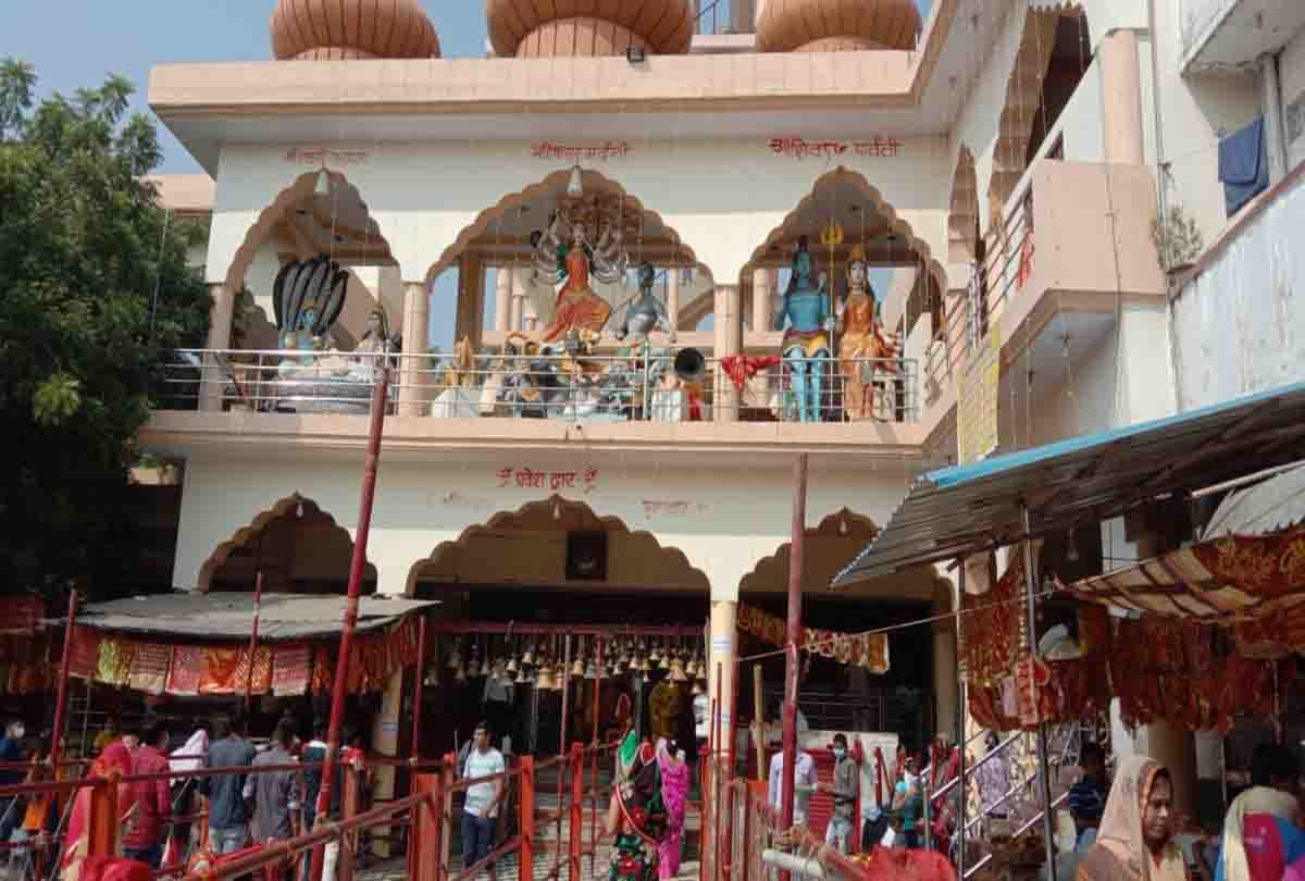 Navratri 2020: Devotees worshiped in temples first day of navratri