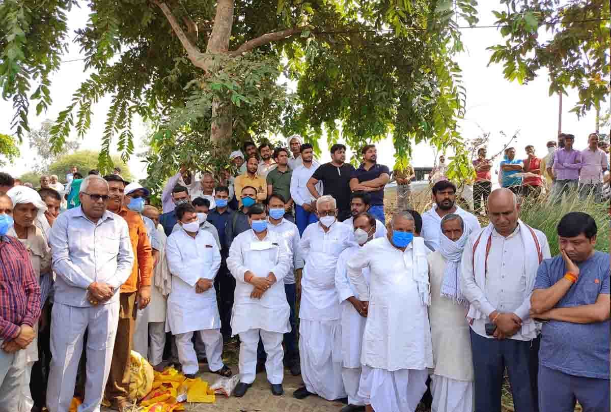 Mulayam Singh Yadav's friend Darshan Singh died, Shivpal pays tribute to Saifai