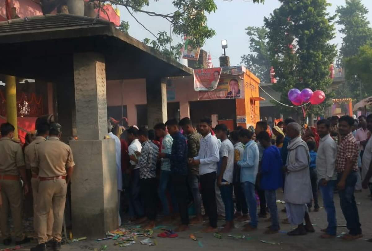 Shardiya Navratri 2020:   celebration of first day navratri in gorakhpur basti mandal