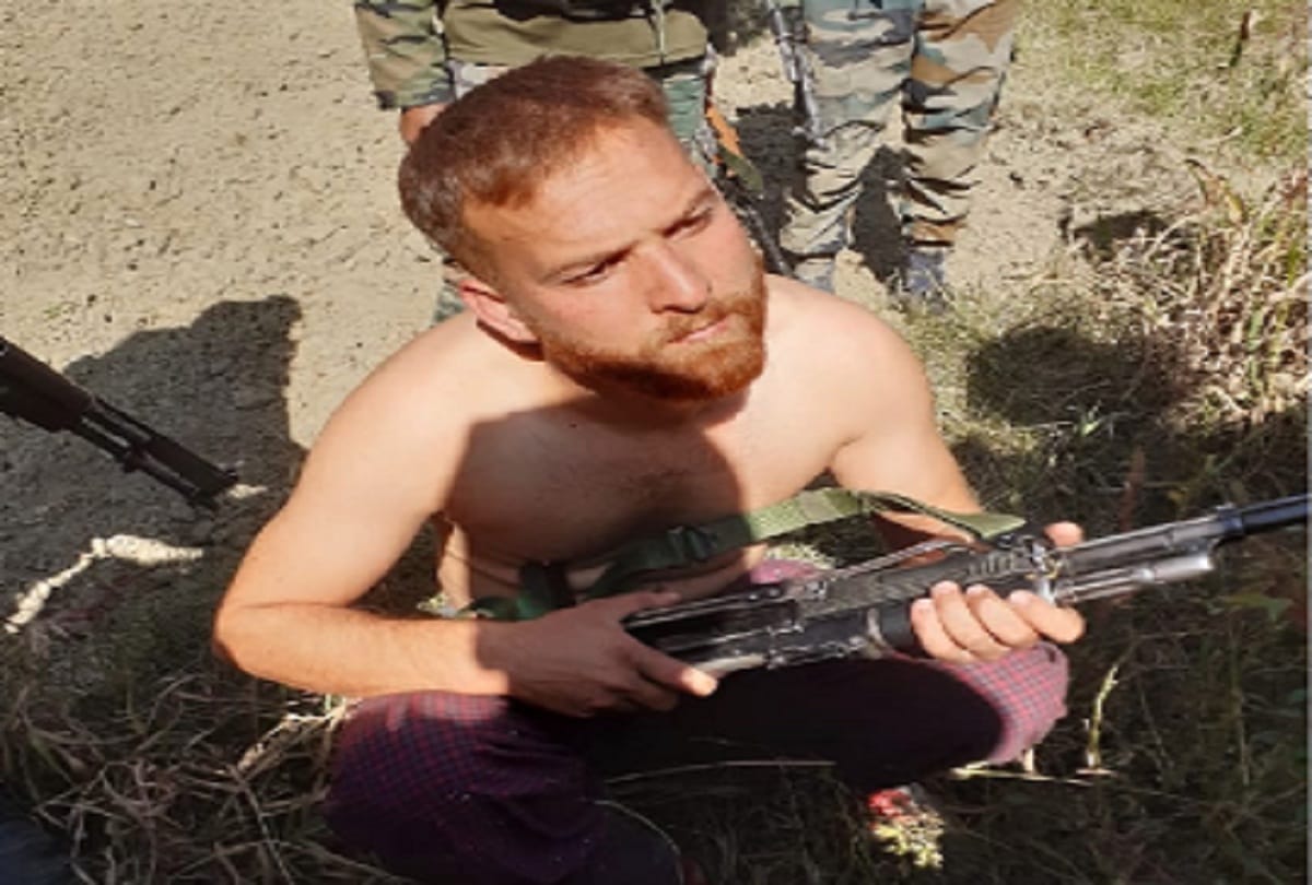 jammu and kashmir Army officials spoke to terrorist after surrender no problem son Video viral see photos