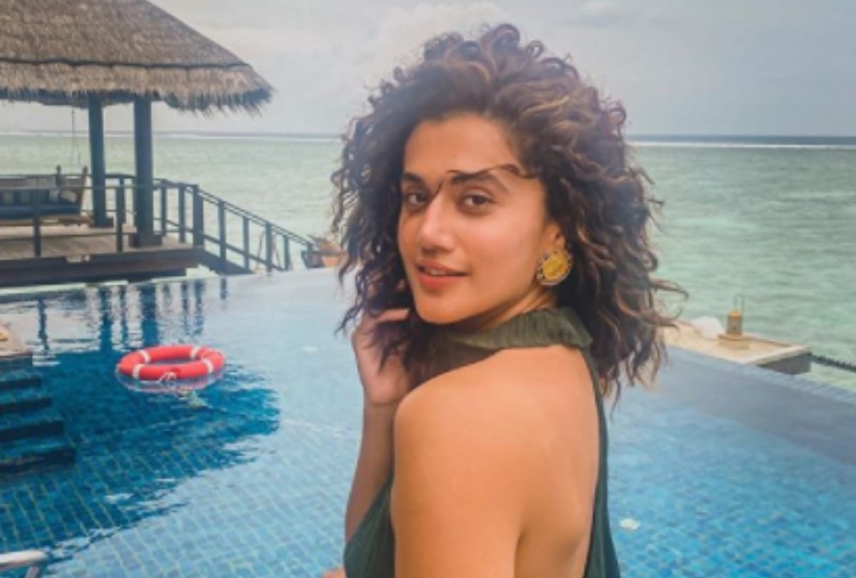 Taapsee Pannu completed the shooting of the film Shabaas Mittu she said We are coming soon Women in Blue