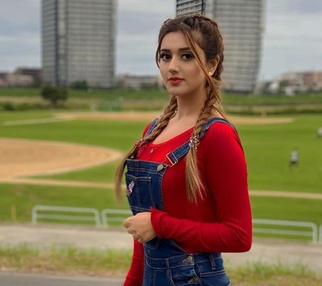 Pakistani TikTok star Jannat Mirza Wants To leave the country Says people Thinking Is Not Good