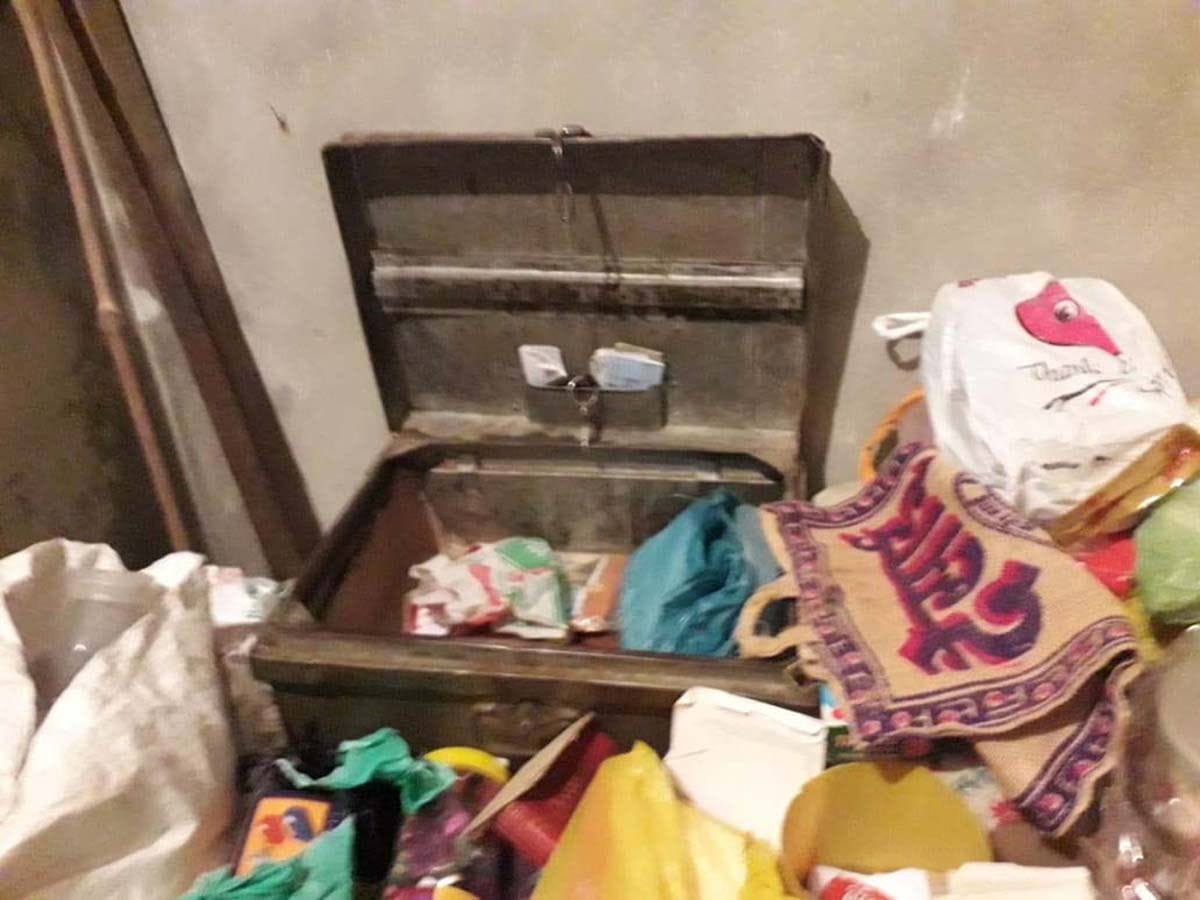 Lakhs stolen from home