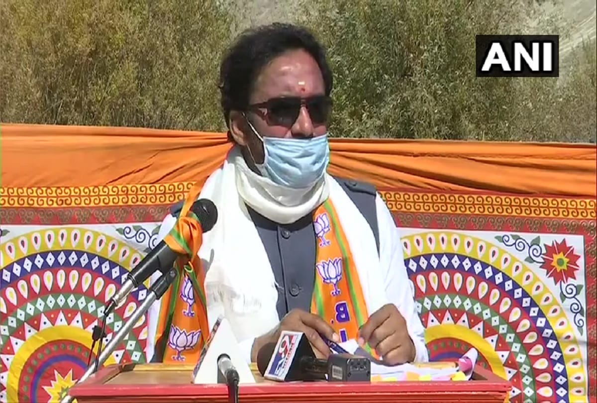 A Delegation demands commission of inquiry into massacre of Kashmiri Pandits in Jammu Kashmir