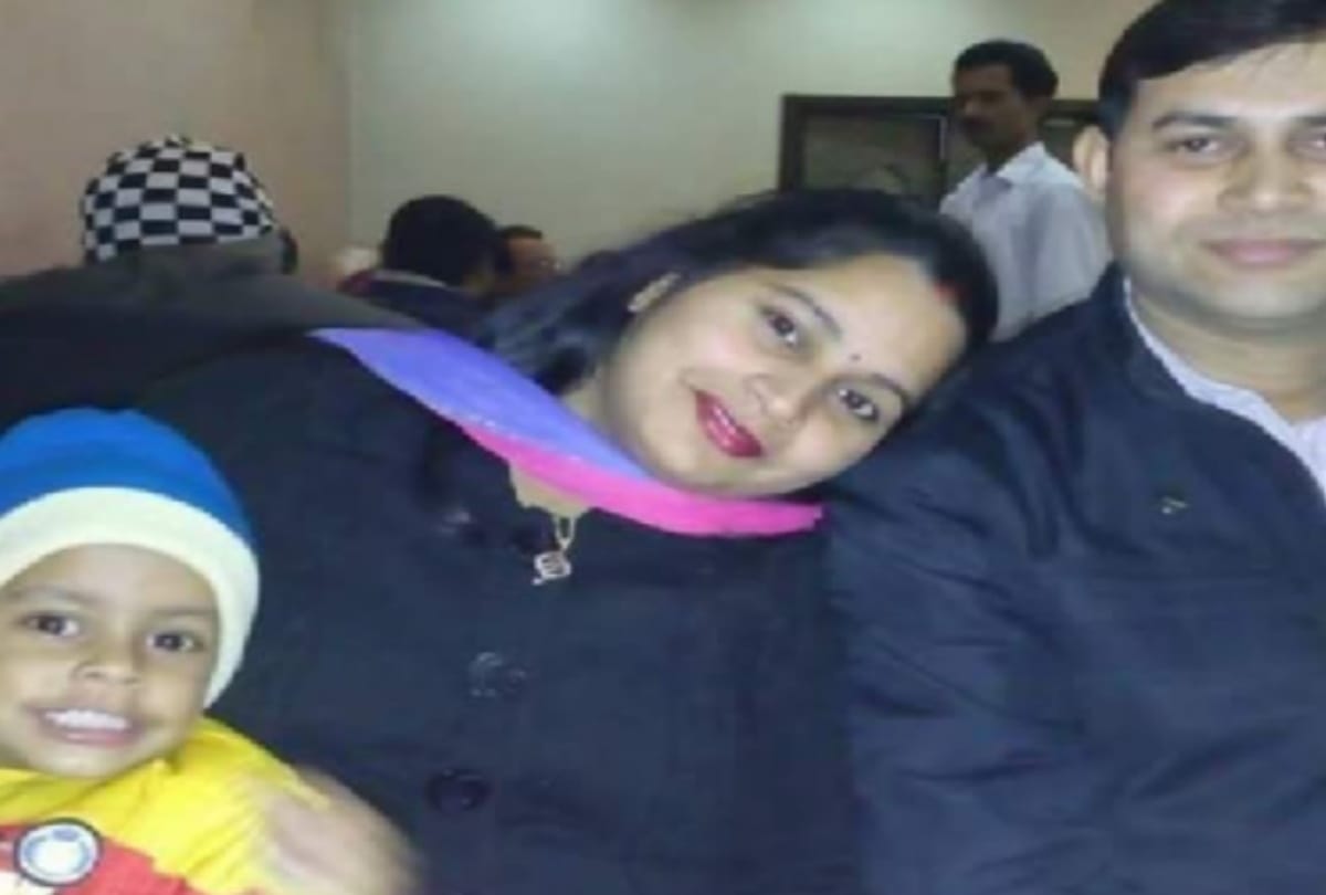 heinous crime story of Gorakhpur Woman killed husband and son for lover