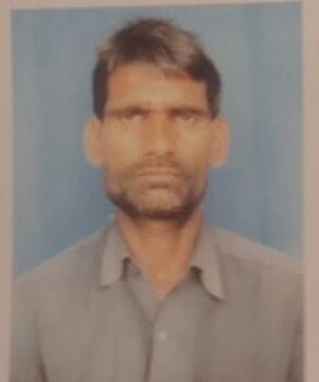 beemaaree se pareshaan kisaan ne aag lagaakar dee jaan