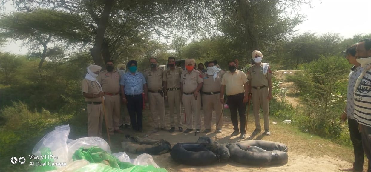 24 thousand liters of raw liquor caught from Sutlej river in Firozpur