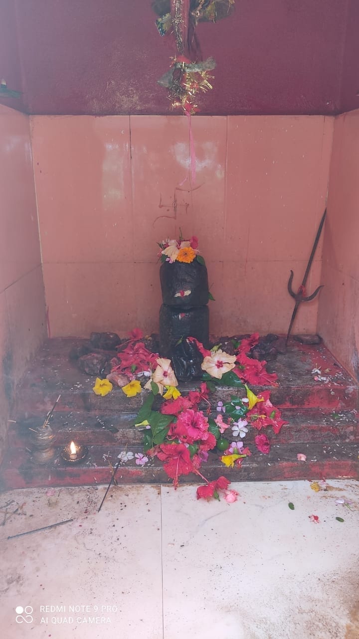 pahadi wali mata temple