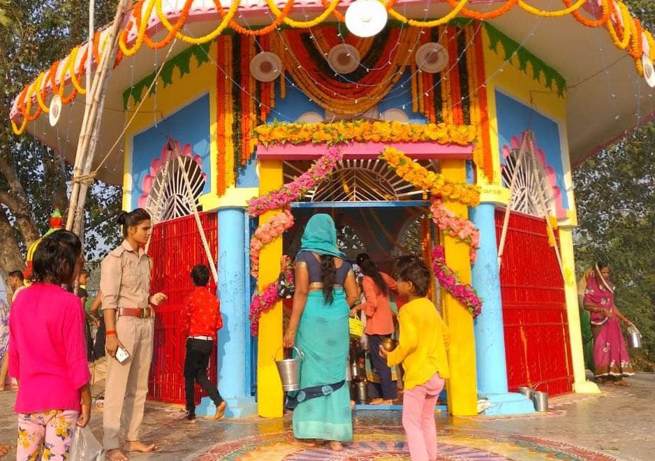 Worship of Mother Brahmacharini on second day of Navratri