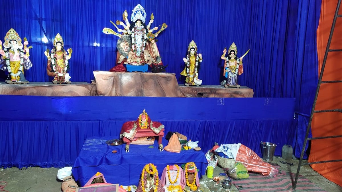 Navratri 2020: Brahmacharini worship today crowd of devotees in varanasi