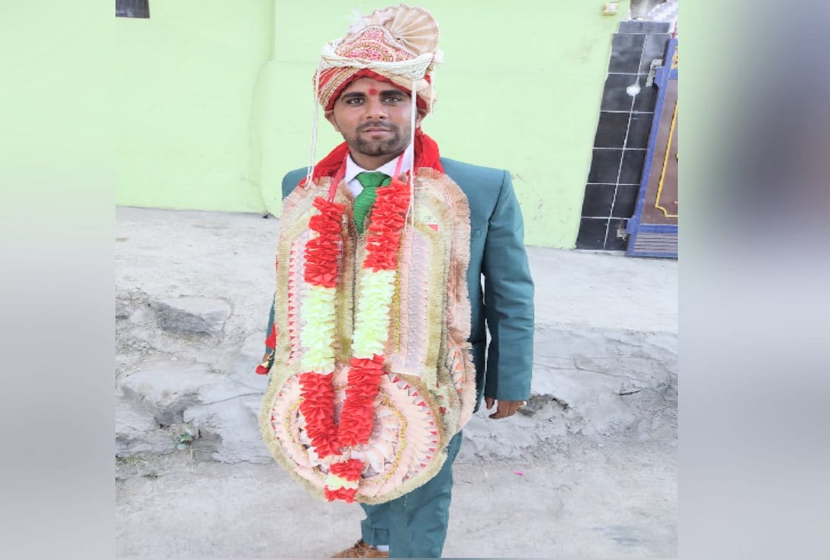 After got married the groom gave  B.Ed. exam in nalagarh solan