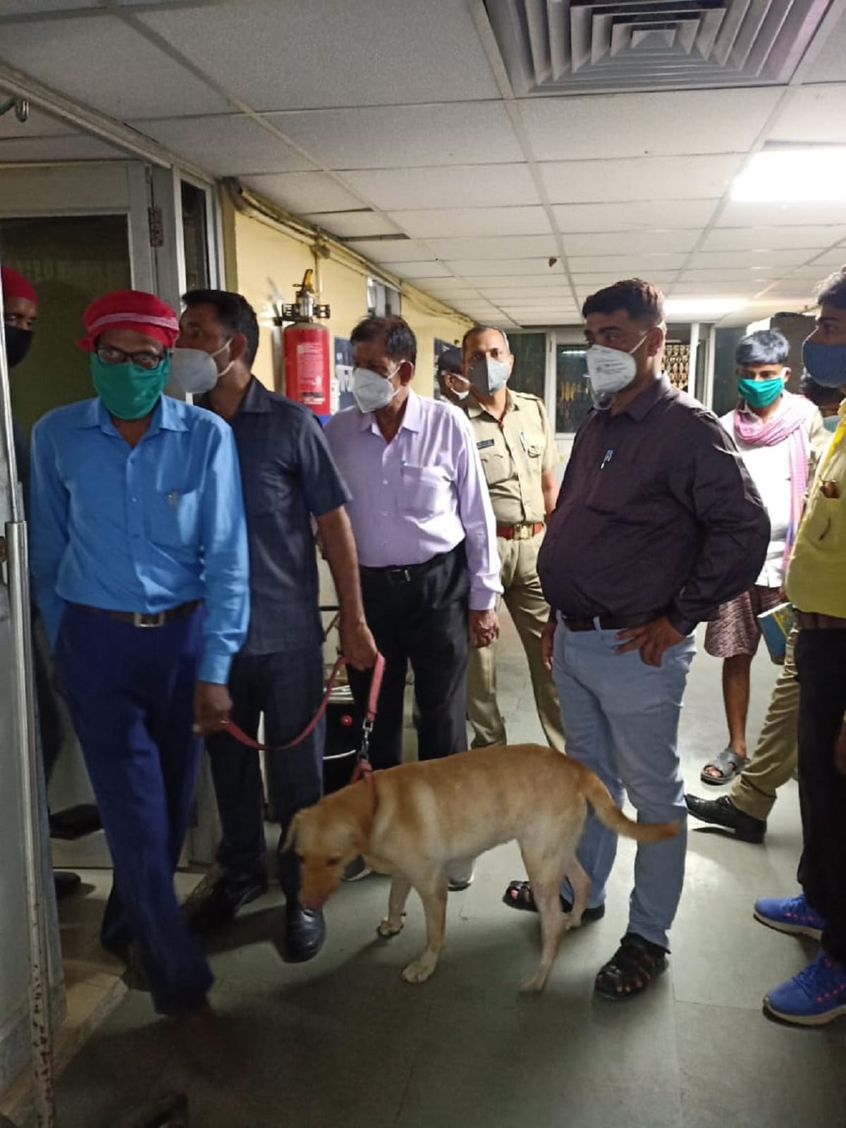 Struggle after receiving message of blast in BHU hospital, investigation started with dog squad