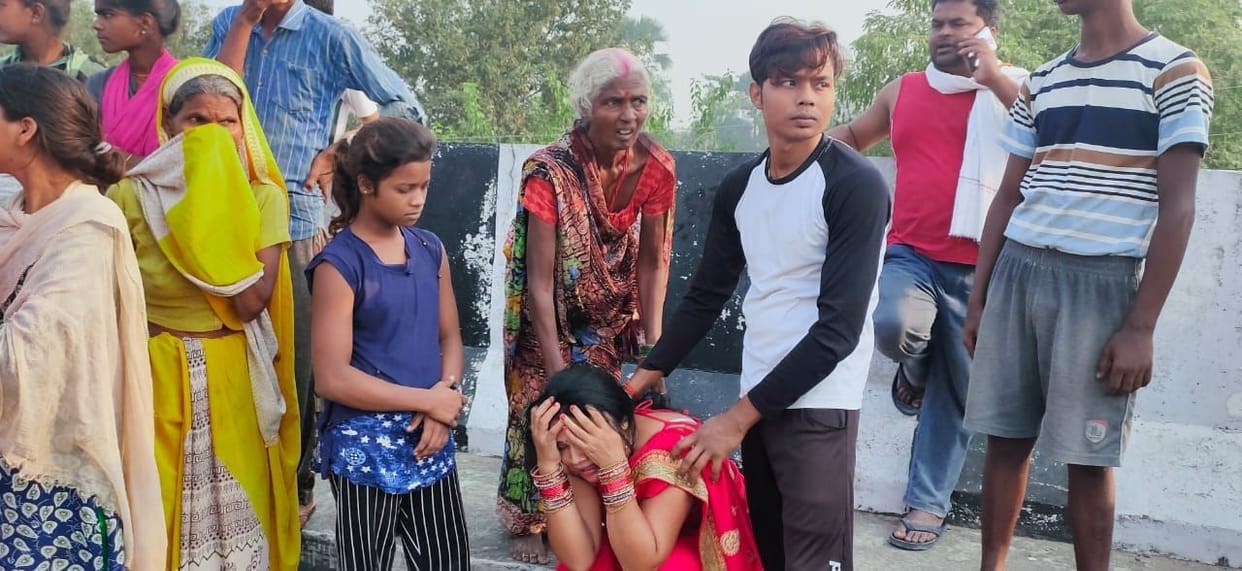2 died in accident one injured