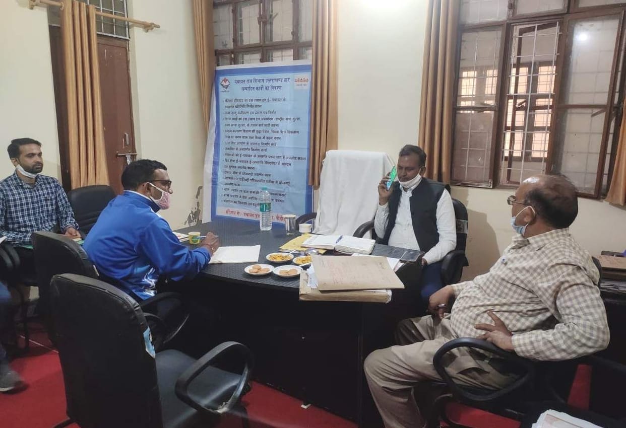 Instructions to stop salary of non-attendant VDOs in the meeting
