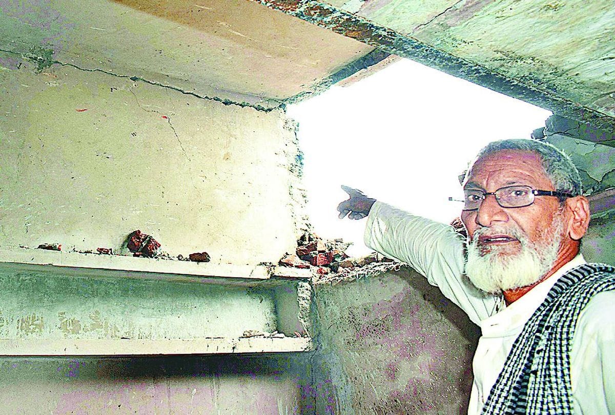 panic in new azampada after illegal cracker factory blast in agra