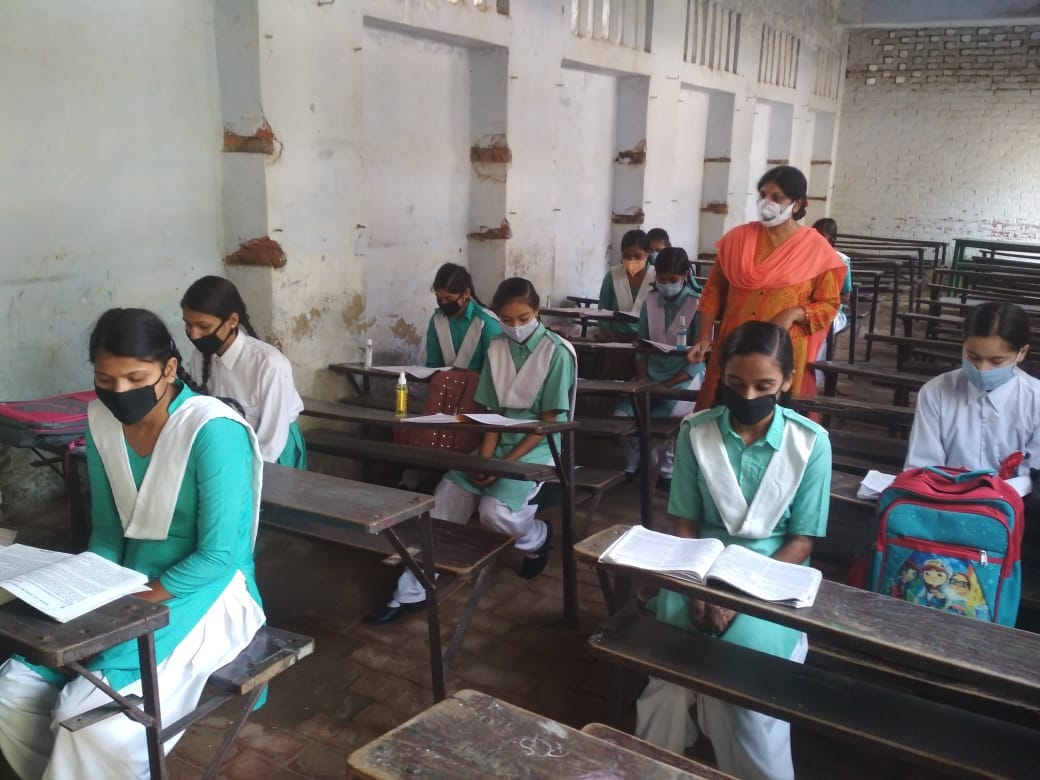 Schools opened to 9th and 12th today in UP including Gorakhpur