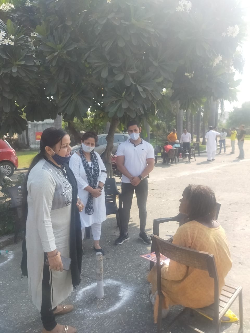 haridwar news: education double MA, yet woman begging in haridwar