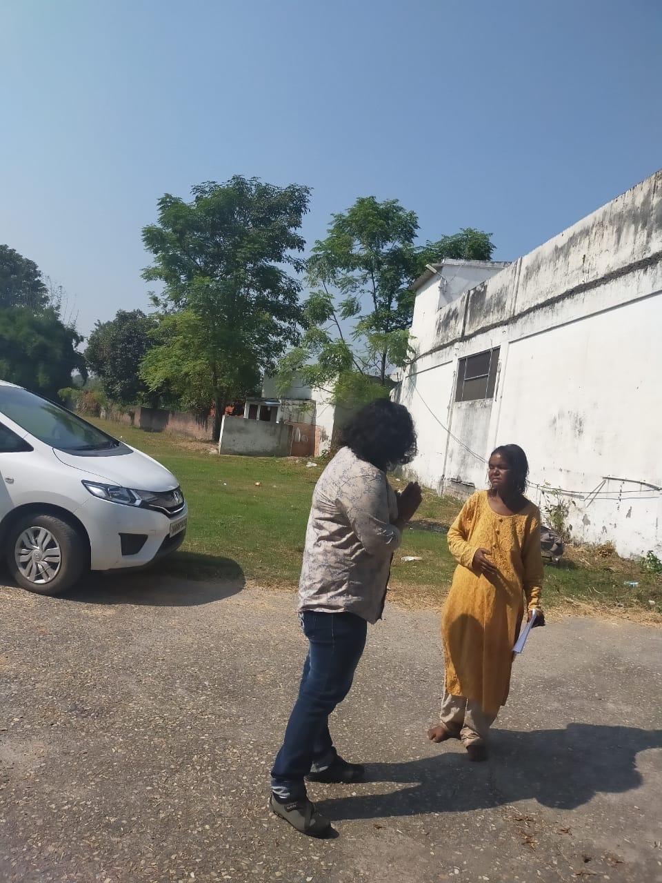 Haridwar news: Many People Help Well educated Women Hansi After Amar Ujala News, She Will get House Soon
