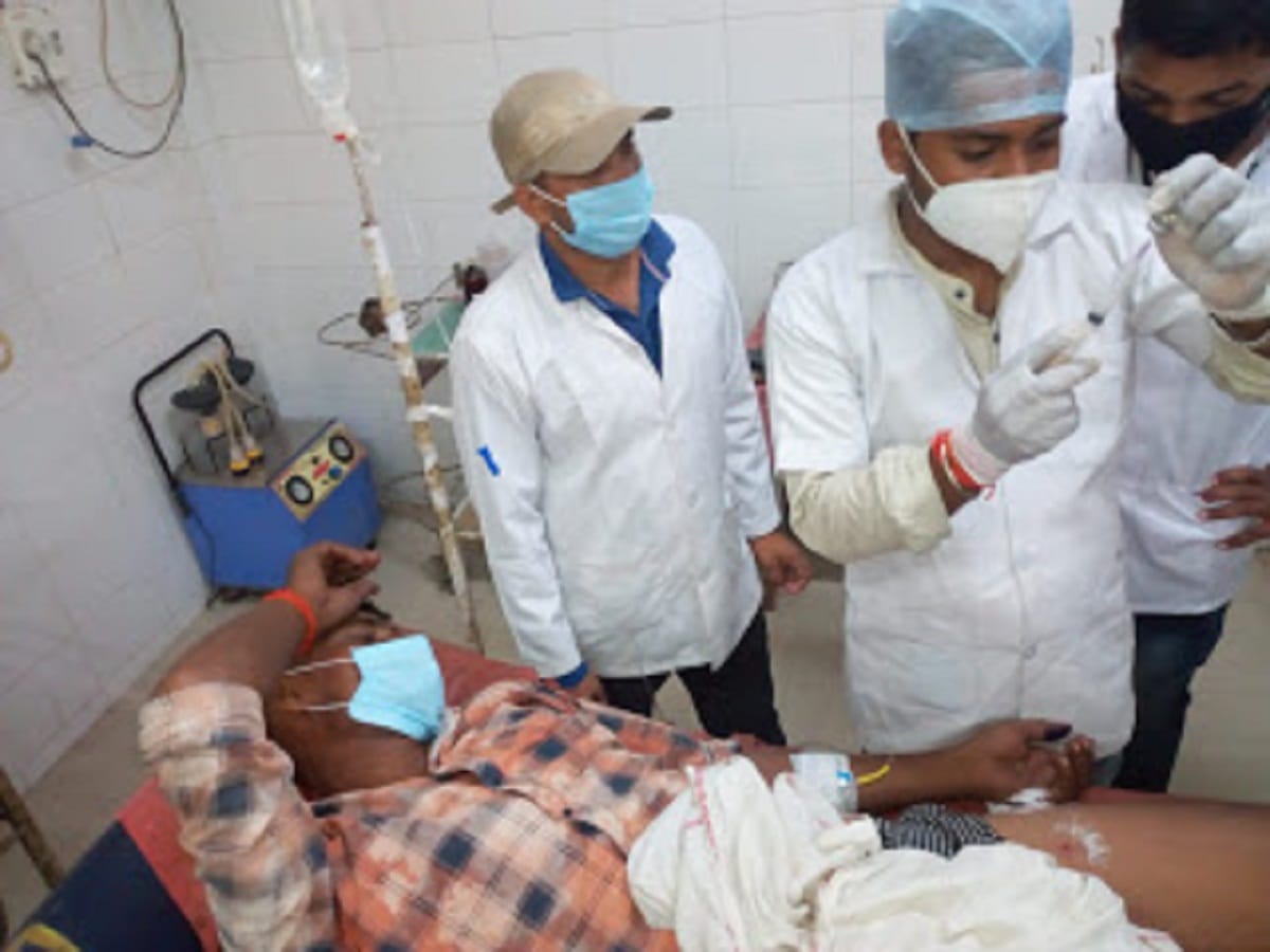 Firing gun shot man for road dispute in jaunpur up
