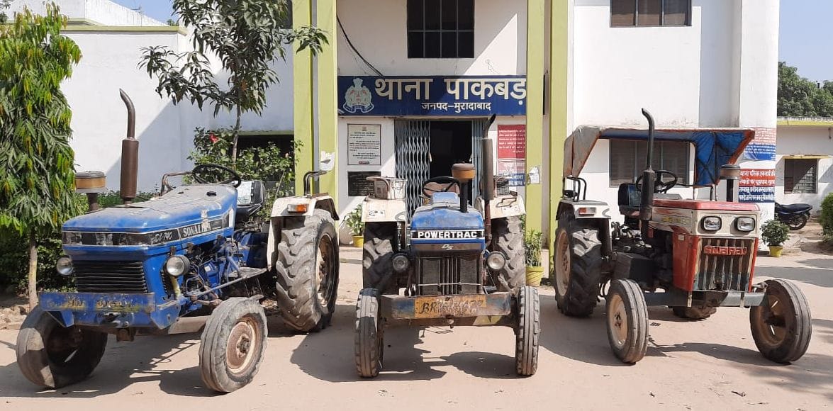 police caught three stolen tractors