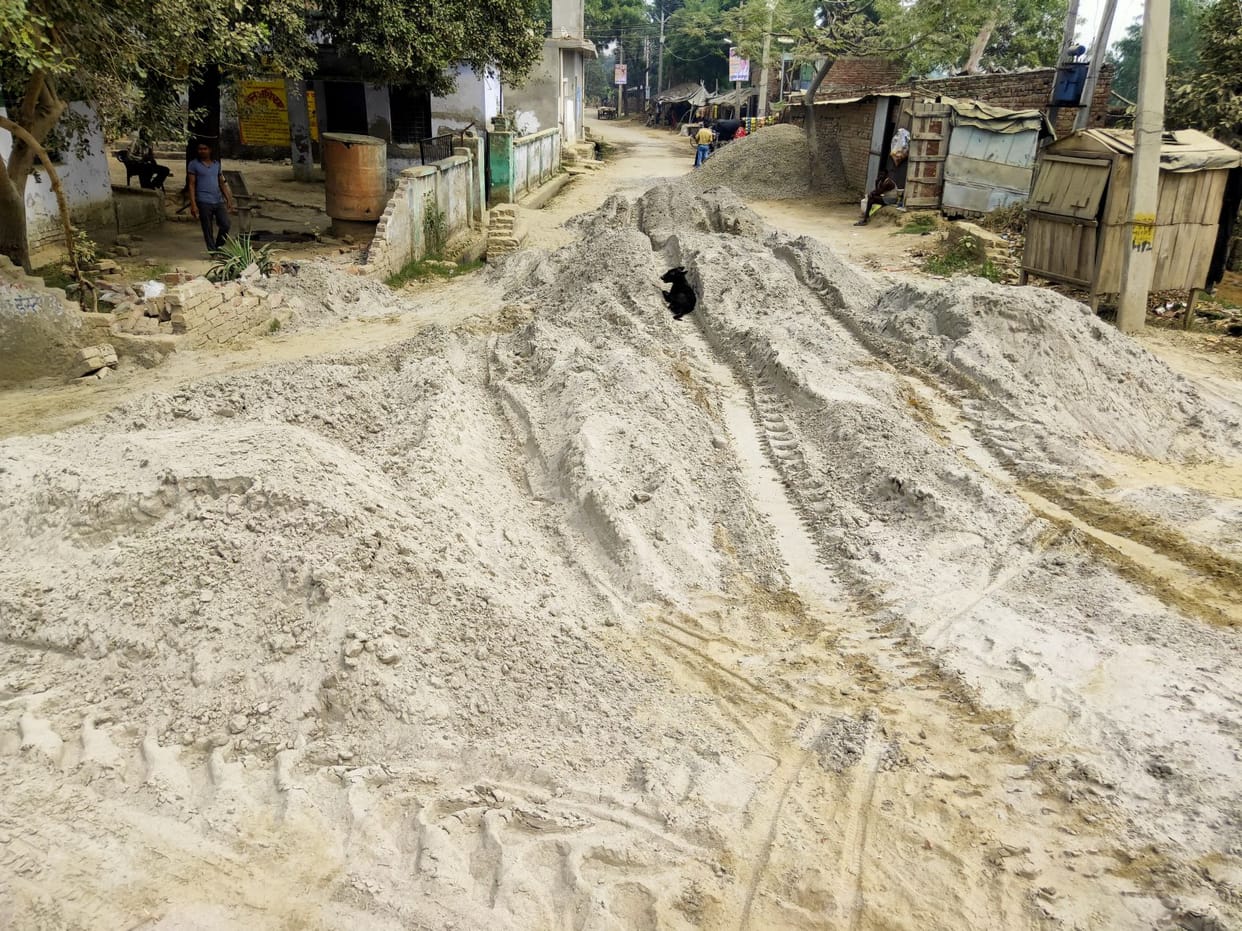 School wall collapses due to collision with tractor trolley, Shukramitra injured by pressing