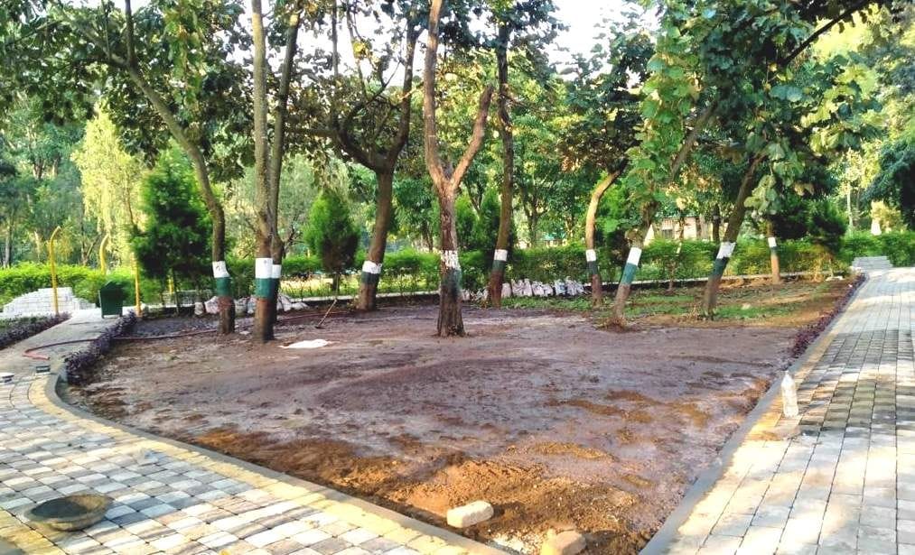 Preparation for natural beautification of Lachhiwala Nature Park