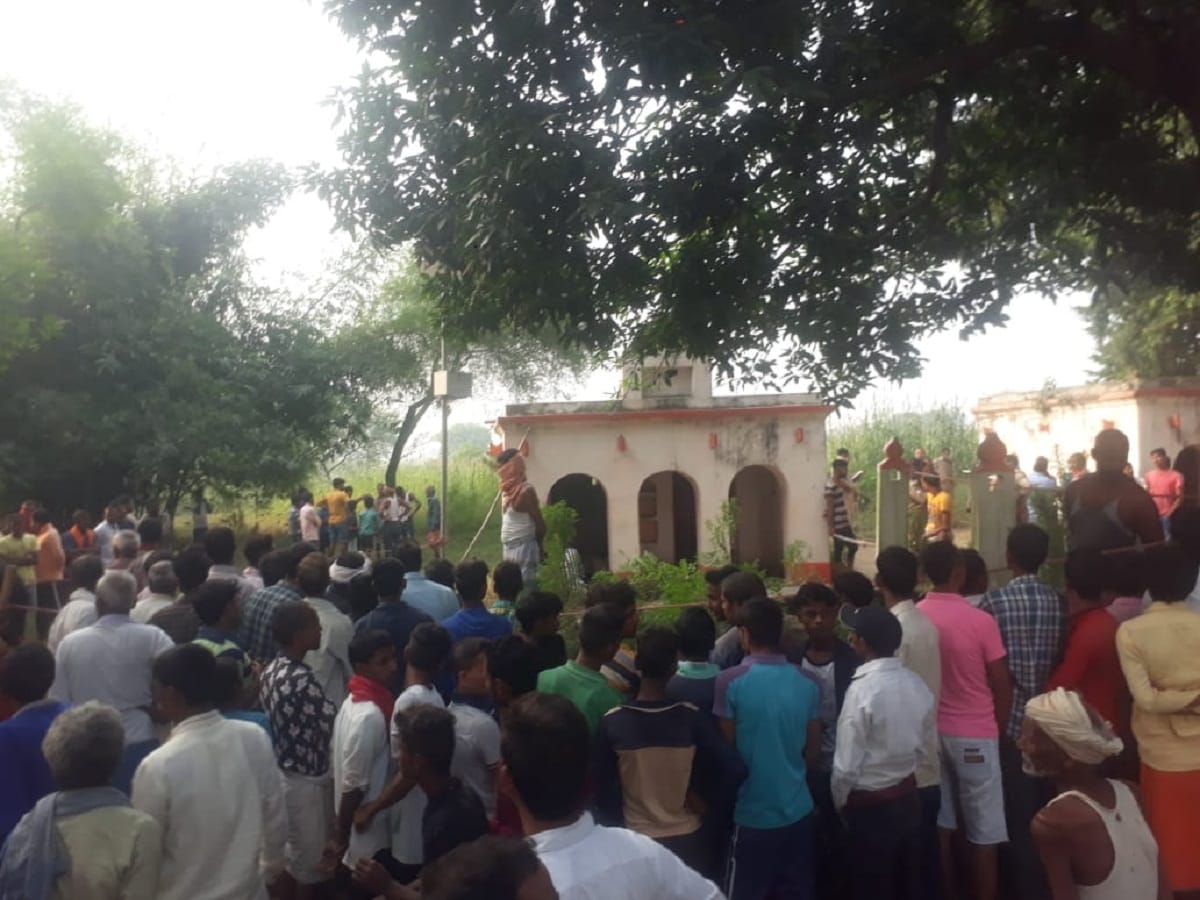Temple servant murdered by strangulation in mirzapur up