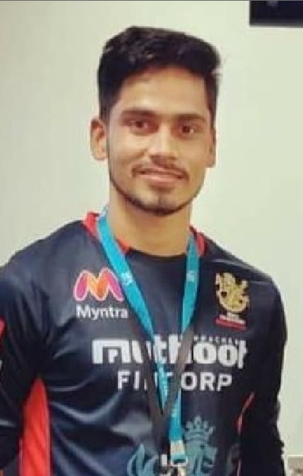 Praveen Dubey of Azamgarh selected in IPL 2020 after Amit Mishra joined Delhi team