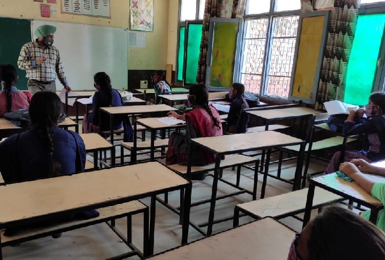 Schools reopen in Punjab after seven months