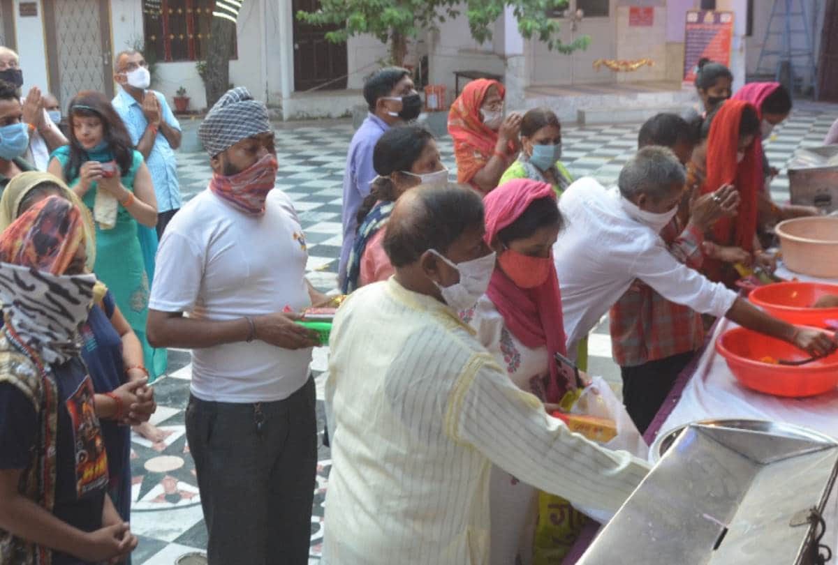 pictures of lucknow temple in navratri