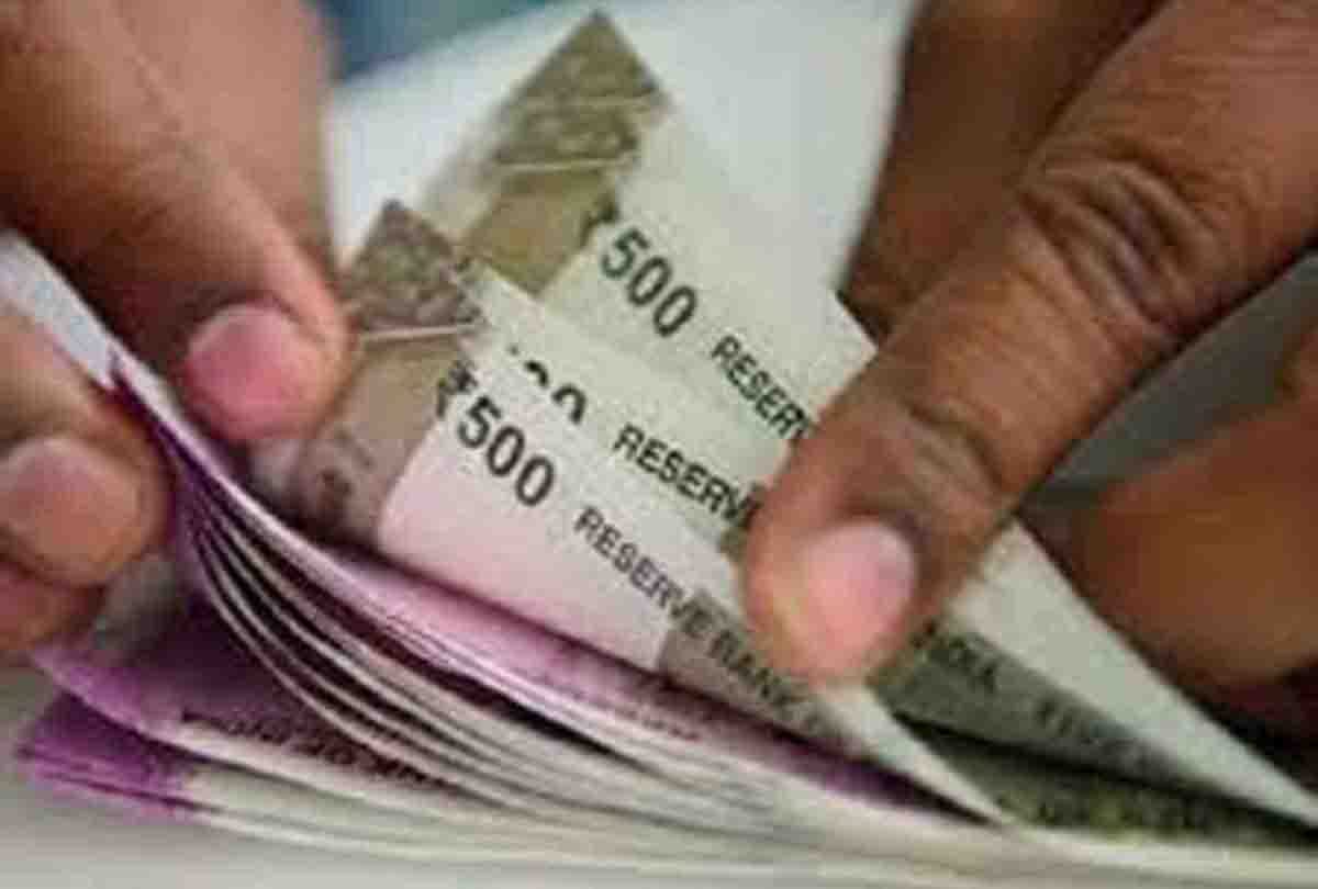family friend duped couple of one and half crores