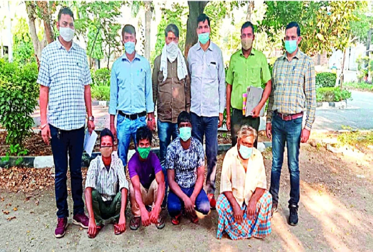 special task police arrested four hemp smugglers from mori gate