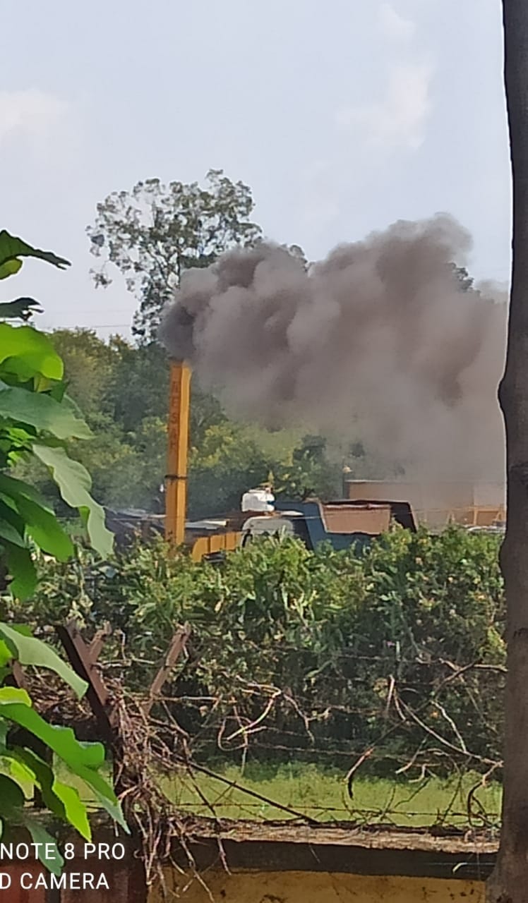 Charges of increasing pollution due to hot mix plant