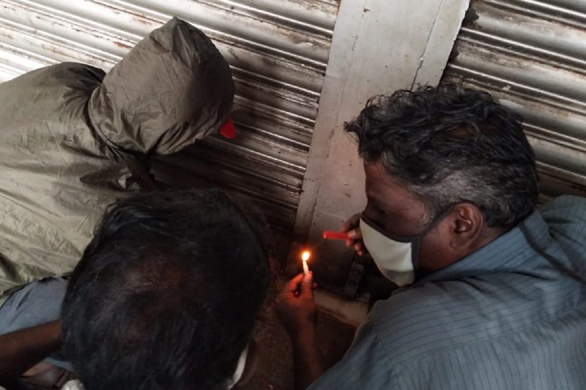 Popular textile showroom in Chennai sealed for overcrowding and breaking Covid19 Protocols
