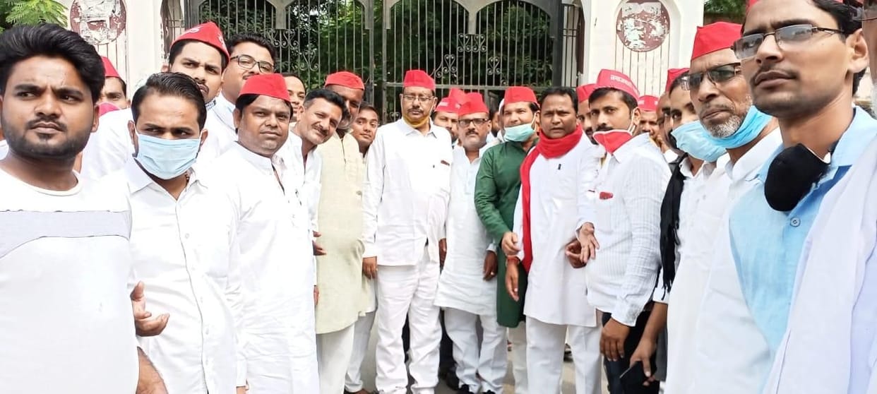 sapaiyon ne juloos nikaala, gyaapan saumpakar bharee hunkaar