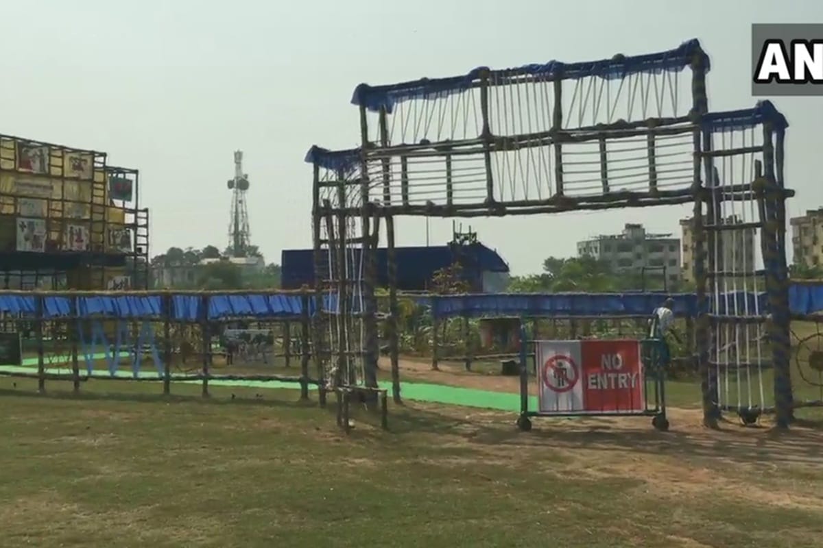 west bengal no entry boards placed outside puja pandal in birbhum after calcutta hc order organizers