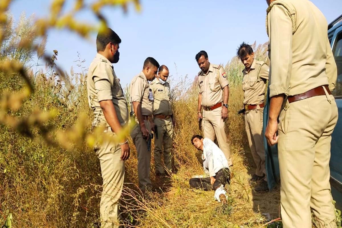 police encounter Gotkars in Meerut,  six quintals of meat recovered from car