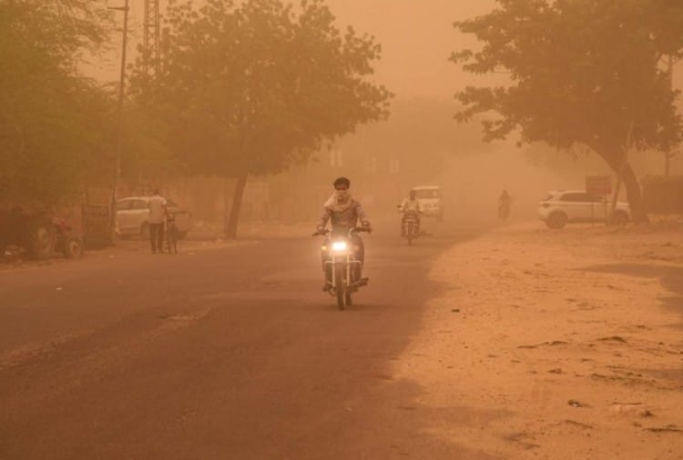 Air quality poor in eight districts of Punjab