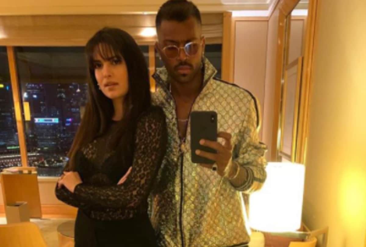Natasa Stankovic Throwback Picture From Her Singapore Trip With Hardik Pandya