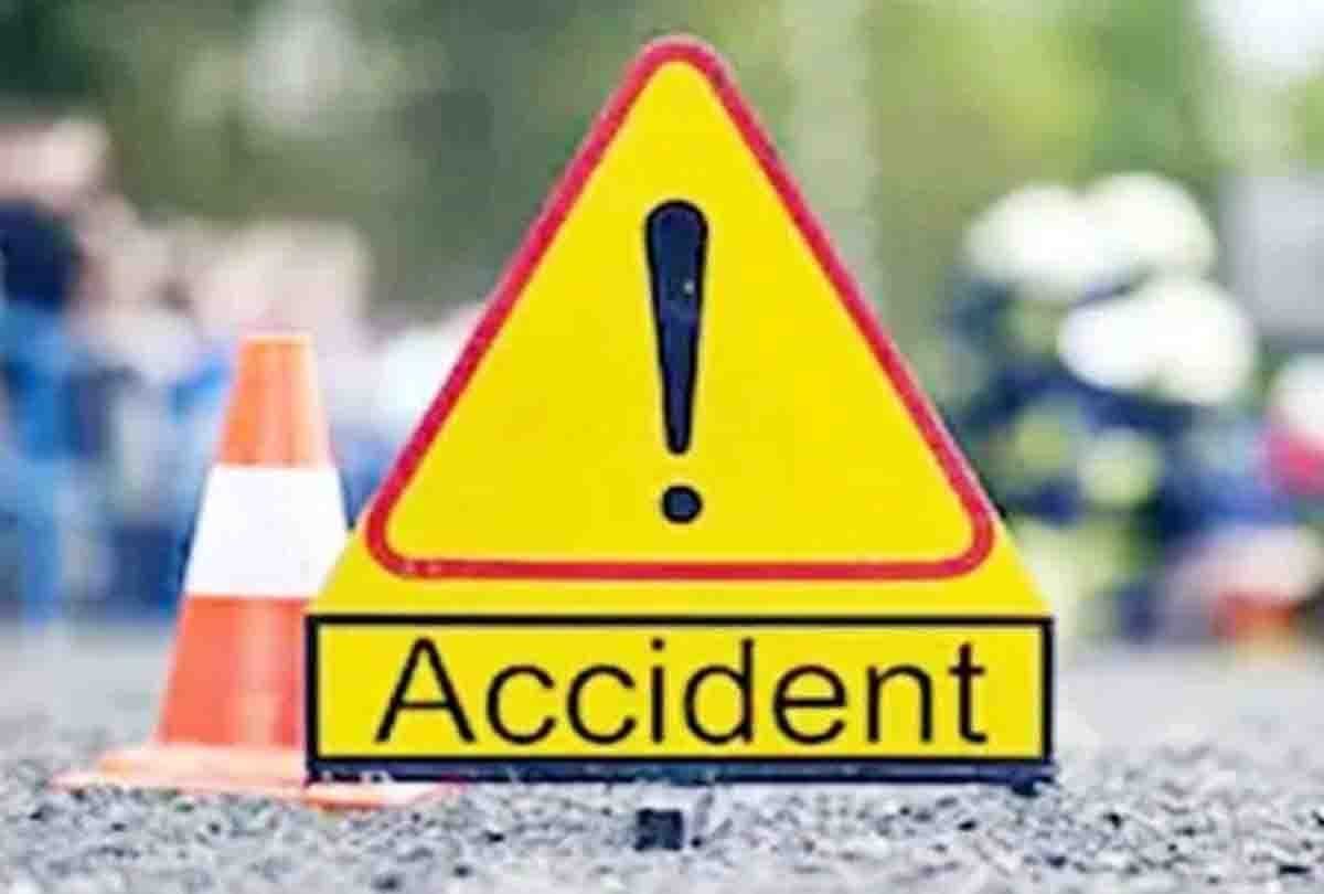 two died in road accident in unnao up