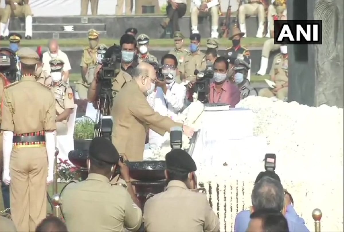 Police Commemoration Day 2020 News: Amit Shah And Others Pay Tribute At National Police Memorial