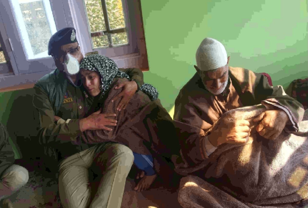 anantnag encounter  martyr Ashraf daughter says  Who will bring back my father from DGP of Jammu and Kashmir