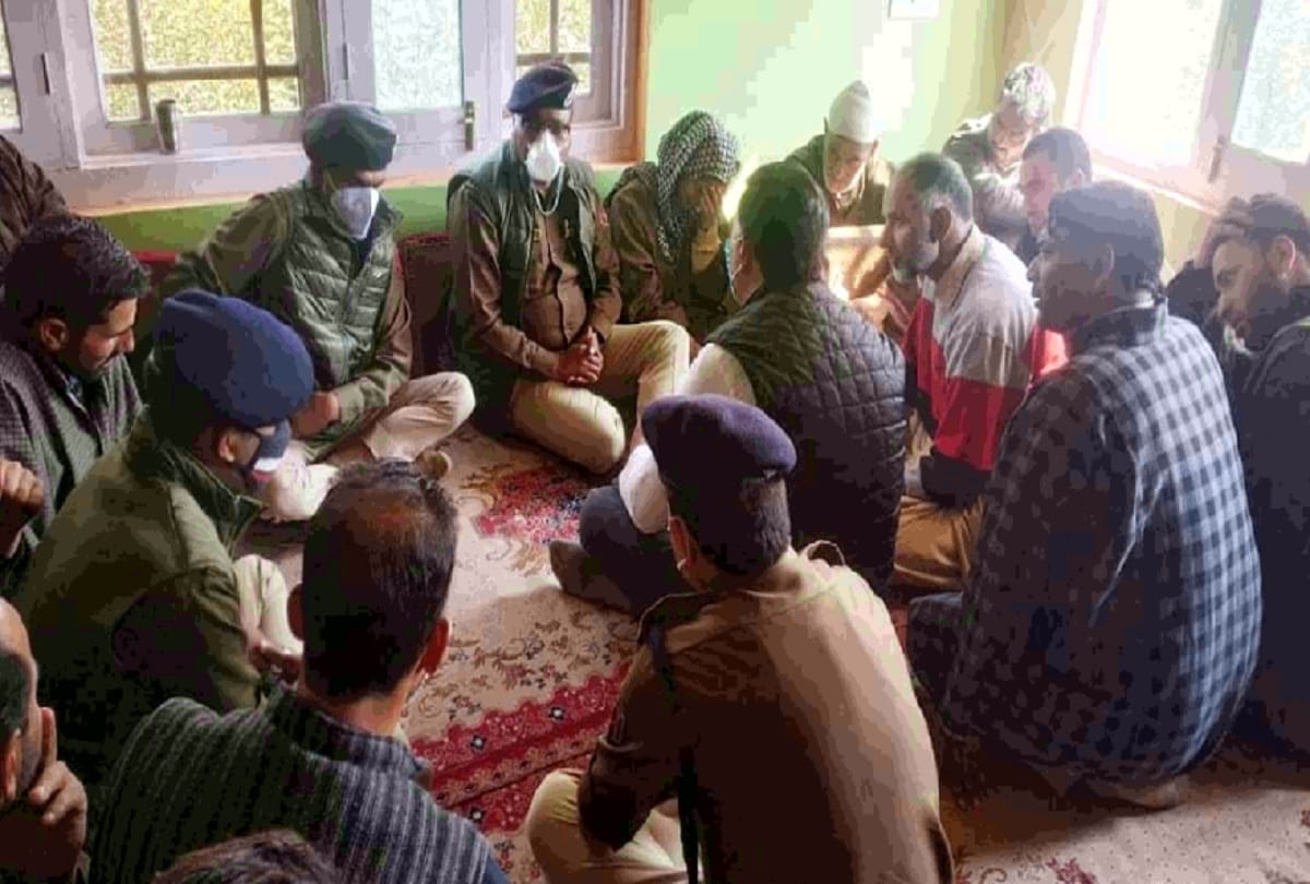 anantnag encounter  martyr Ashraf daughter says  Who will bring back my father from DGP of Jammu and Kashmir