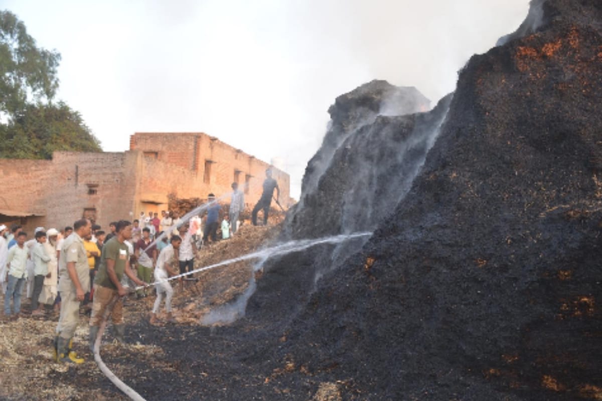 Two children died in a crusher nin muzaffarnagqar
