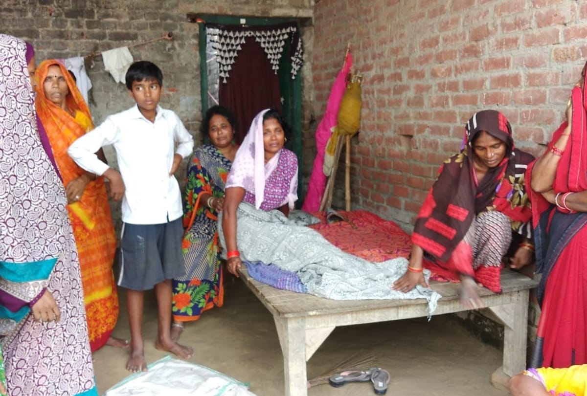 family killed a son after minor dispute in Deoria