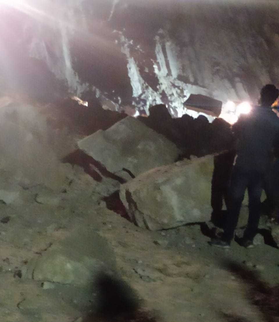 Hundreds stranded for 8.5 hours due to debris on perennial road