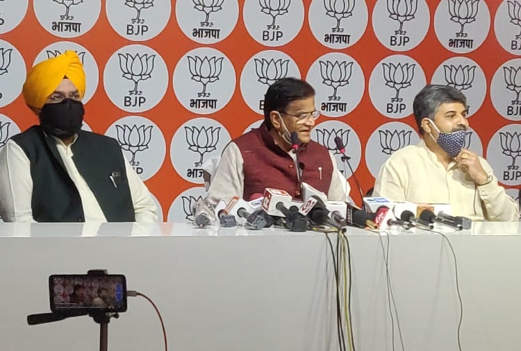 Haryana BJP chief OP Dhankar raised questions over bills of punjab